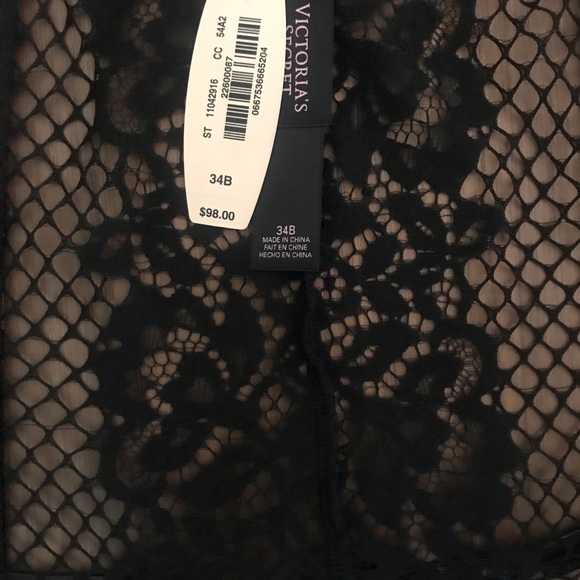 NWT Victoria’s Secret lingerie - Picture 4 of 6